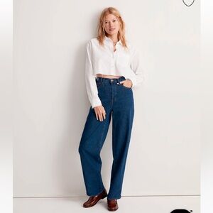 Madewell. The perfect wide-leg jean in sold out Fairdale wash. 28 petite.